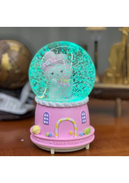 Sanrio Kuromi Büyük Boy Püskürtmeli Müzikli Işıklı Kar Küresi modelleri