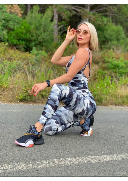 Gri Kamuflaj Desen Sırtı Çift Çapraz Ip Detaylı Spor Tayt Tulum fiyatları