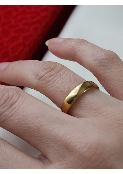 Çelik Alyans Yüzük 4mm Bombeli Gold modelleri