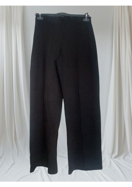 Kadın Siyah Önü Nervürlü Geniş Kalıp Bol Paça Kemersiz Palazzo Pantolon modelleri