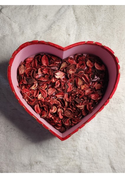 Sevgiliye Özel 14 Şubat Romantik Hediye Kalp Kutuda Ayıcık, Çikolatalar ve Güllü Cam Küre fırsatları