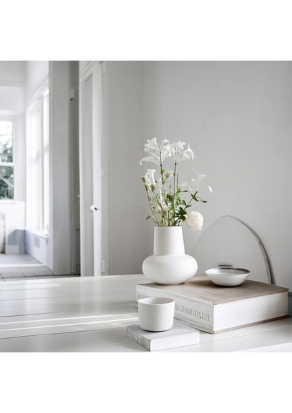 Beyaz Dekoratif Beton Lal Vazo - 15 cm | Modern ve Şık Minimal Tasarım modelleri