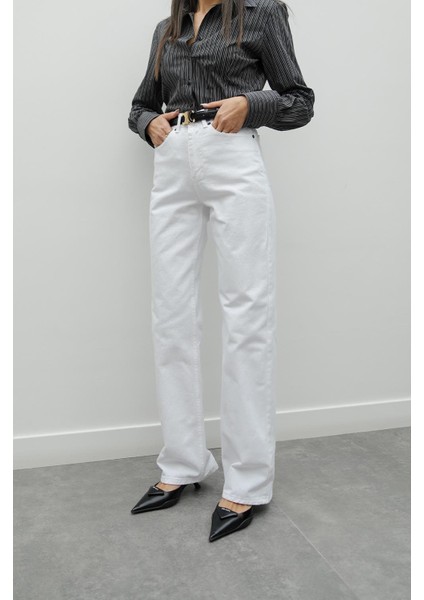 Beyaz Kuzmina Straight Jean modelleri