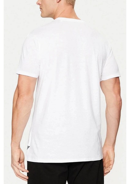 Erkek Beyaz Logolu T-Shirt modelleri
