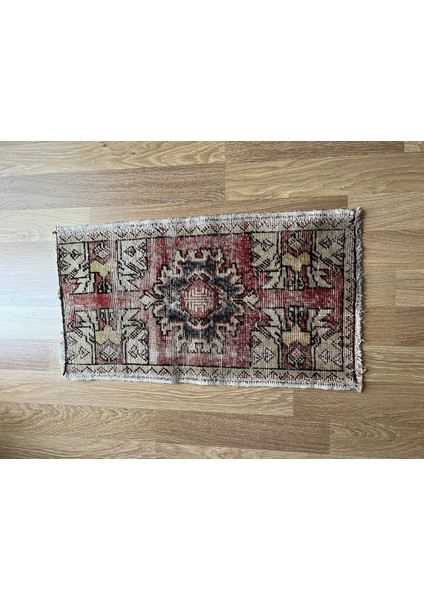 46 x 82 cm Küçük Boy Vintage Halı, El Dokuma Pastel Renkli Uşak Kilim, Antik Severler Için Küçük Yolluk fiyatları