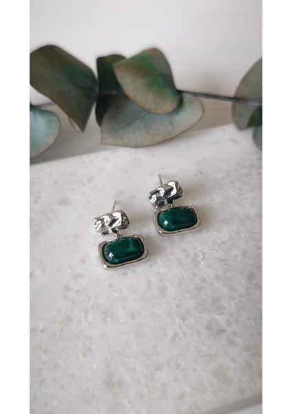 Küçük Sallantılı Yeşil Taşlı Silver Kenar Küpe