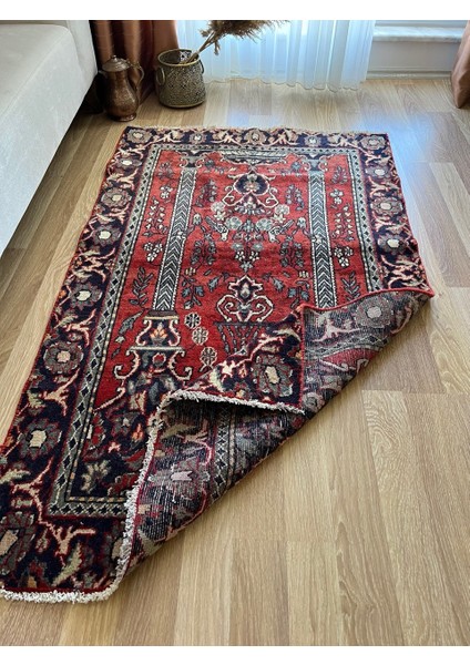 106 x 174 cm Uşak Halısı, Kalın Kısa Tüylü Türk Halısı, Vintage Klasik El Dokuma Ev & Ofis Halısı