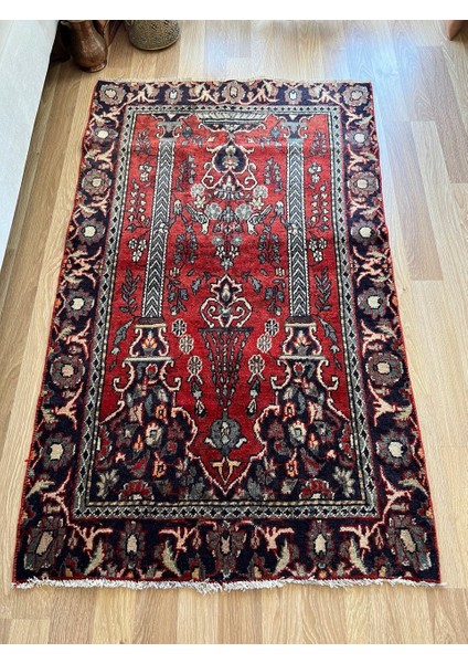 106 x 174 cm Uşak Halısı, Kalın Kısa Tüylü Türk Halısı, Vintage Klasik El Dokuma Ev & Ofis Halısı fiyatları