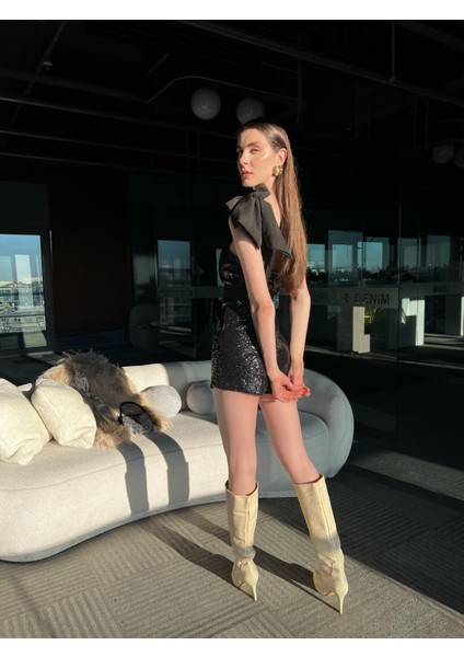 Sophia Boyundan Bağlamalı Pul Payet İşlemeli Şort Tulum