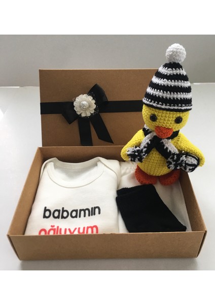 Hoşgeldin Bebek, Yenidoğan Erkek Bebek, Siyah Beyaz Taraftar Hediye Seti