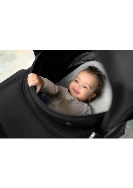 Maxi- Cosi Sense Yatış Pozisyonu Ayarlanabilir Ekstra Geniş 0- 9 kg Portbebe Twillic Green