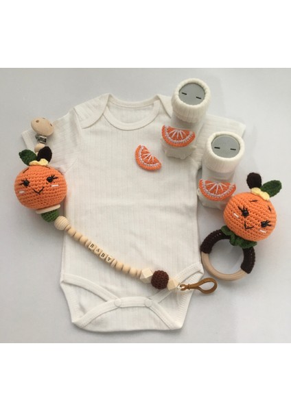 Hoşgeldin Bebek, Unisex, Yenidoğan Bebek, Portakal Amigurumi Isimli Emzik Askısı Hediye Seti fiyatları