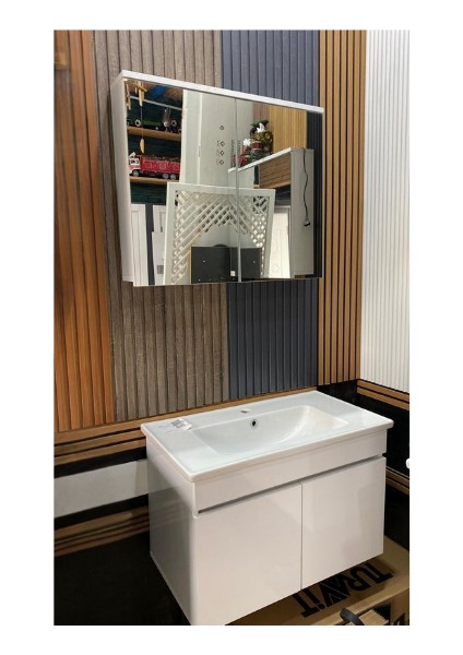 Banyo Dolabı