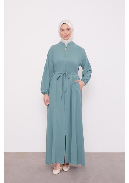 Mint Yeşili Bağlama Detaylı Ferace