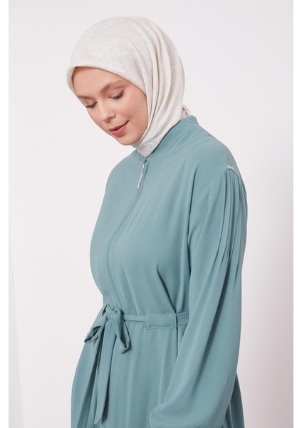 Mint Yeşili Bağlama Detaylı Ferace fırsatları