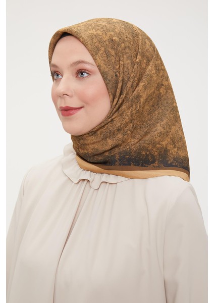Yavruağzı Ebruli Aura Eşarp
