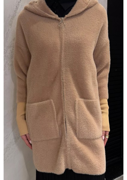 Kapüşonlu Fermuarlı Yumoş Iplik Tesettür Hırka modelleri