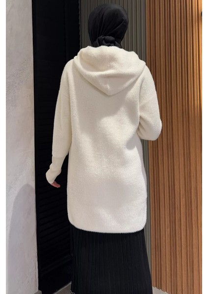 Kapüşonlu Fermuarlı Yumoş Iplik Tesettür Hırka fırsatları