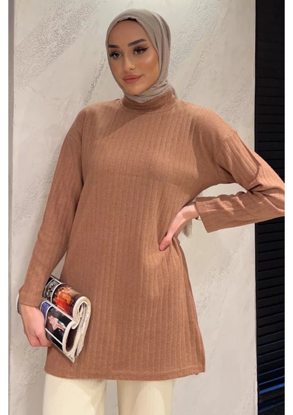 Yarım Balıkçı Yaka Yırtmaçlı Tesettür Tunik
