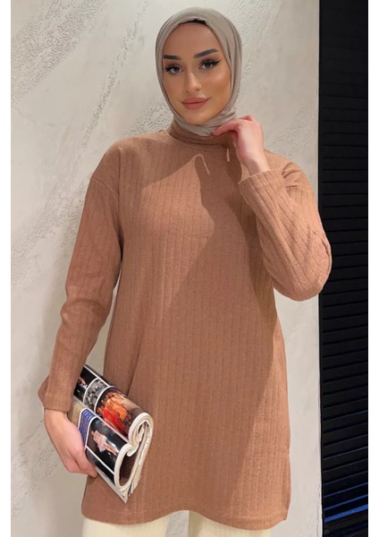 Yarım Balıkçı Yaka Yırtmaçlı Tesettür Tunik