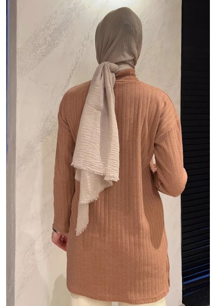Yarım Balıkçı Yaka Yırtmaçlı Tesettür Tunik