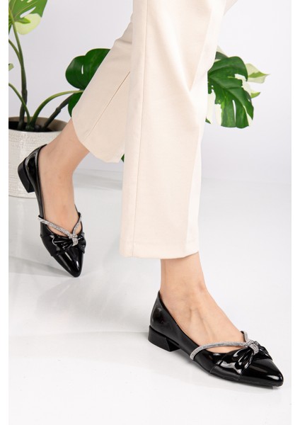 Kadın Düz Taban Sivri Burun Taşlı Babet DC10316