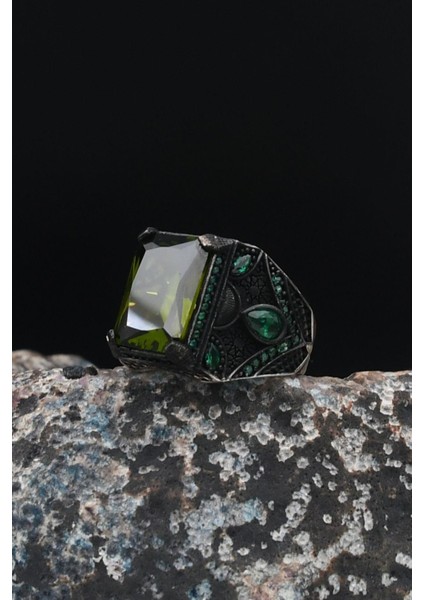 925 Ayar Gümüş Erkek Yüzüğü Peridot Taşlı 901479 fiyatları