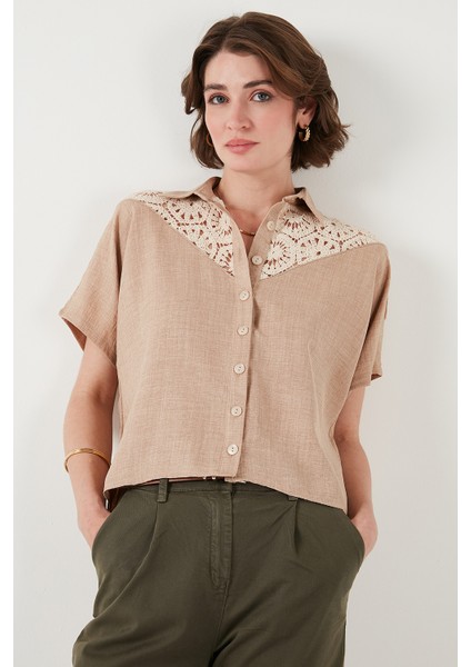 Dantelli Relaxed Fit Kısa Kollu Gömlek Bayan GÖMLEK 5865764