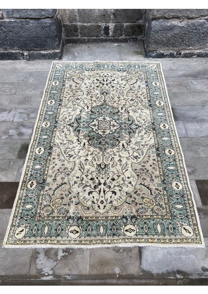 191X307 cm El Yapımı Yün Halı, Mavi-Bej Çiçek Desenli Anadolu Tasarımı, Antika Türk Halısı