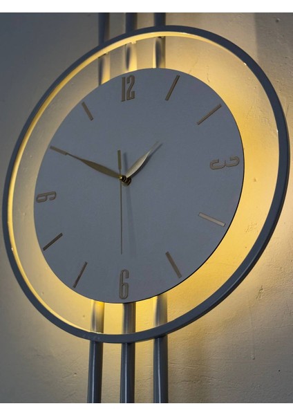 Iskandinav Tarzı Duvar Saati, Işıklı, Ahşap Merkez, Metal Pil Ile Çalışan - 40-75 cm modelleri