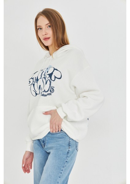 Kadın Kapşonlu Baskılı Kanguru Cep Sweatshirt
