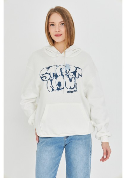 Kadın Kapşonlu Baskılı Kanguru Cep Sweatshirt modelleri