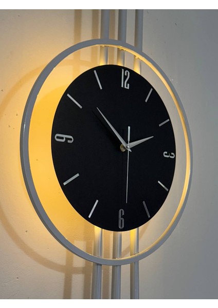 Iskandinav Tarzı Duvar Saati, Işıklı, Ahşap Merkez, Metal Pil Ile Çalışan - 40-75 cm modelleri