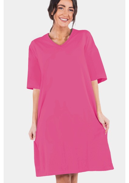 Düz Fuşya V Yaka Yarım Kol Diz Boy Ev Elbisesi Gecelik