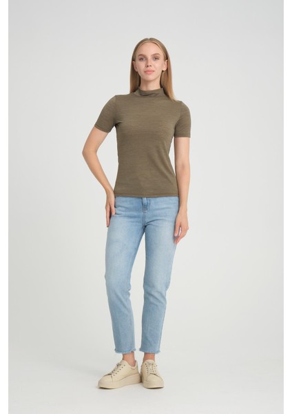 Dik Yaka T-Shirt (B20-35912)