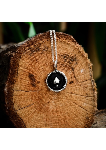 Gümüş Maça Figürlü Kolye 925 Ayar Gümüş Mini Maça Figürlü Unisex Kolye Iskambil Kartı Kolye fırsatları