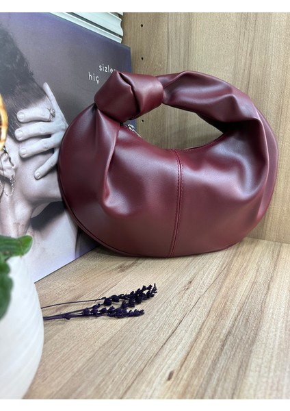 Kadın Düğüm Detaylı Baget Model Yumuşak Doku El Çantası