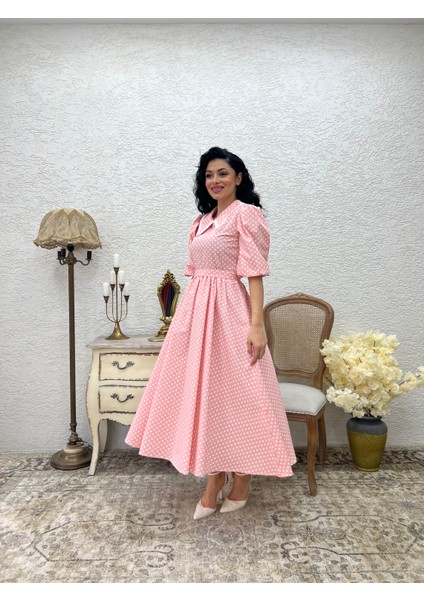 Yakalı Pembe Puantiyeli Beyaz Dantelli Kloş Elbise fiyatları