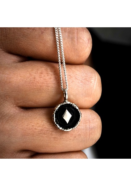 Gümüş Karo Figürlü Kolye 925 Ayar Gümüş Mini Karo Figürlü Unisex Kolye Iskambil Kartı Kolye indirimleri