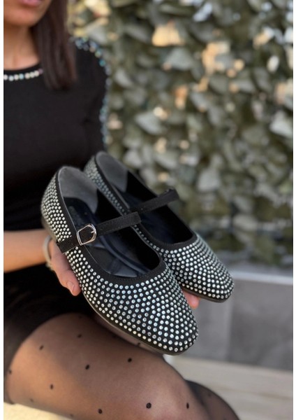Elise Siyah Süet Gümüş Boncuk Işlemeli Babet Ayakkabı fiyatları