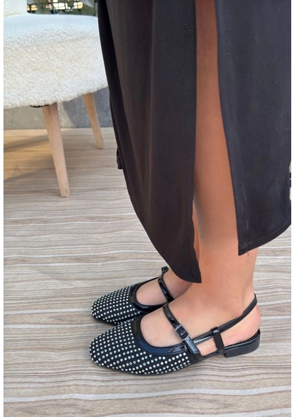 Siyah Saten Gümüş Boncuk Işlemeli Sandalet modelleri