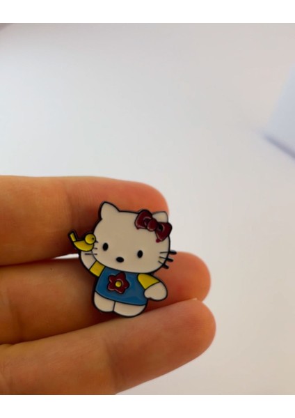 Hello Kitty Bird Metal Broş