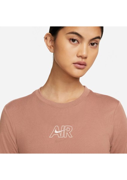 DN5852 215 Nikekadın Crop Spor T-Shirt fırsatları