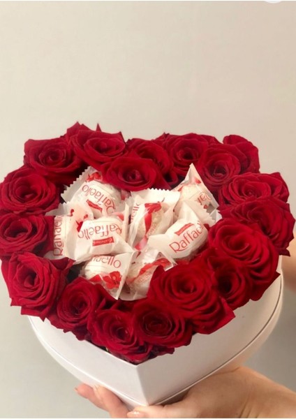 Sevgililer Günü Sevgiliye Hediye Süpriz Çikolata Kutusu Kalpli Kutu