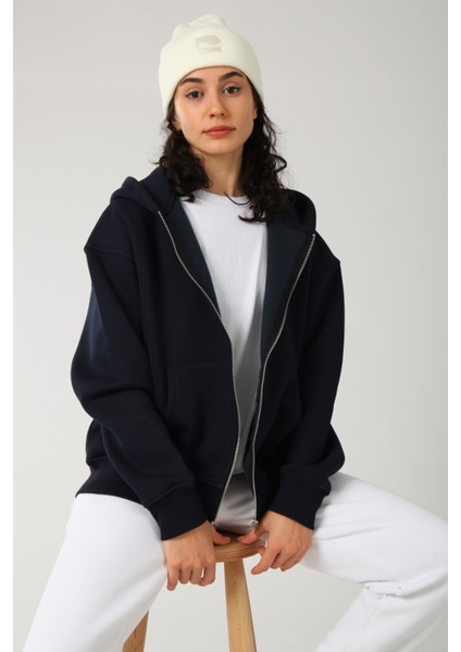 Basic Kadın Oversize Fit Kapüşonlu ve Fermuarlı Üst