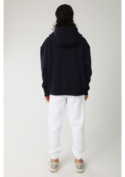 Basic Kadın Oversize Fit Kapüşonlu ve Fermuarlı Üst fırsatları