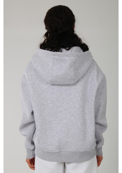 Basic Kadın Oversize Fit Kapüşonlu ve Fermuarlı Üst