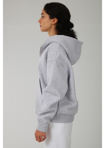Basic Kadın Oversize Fit Kapüşonlu ve Fermuarlı Üst