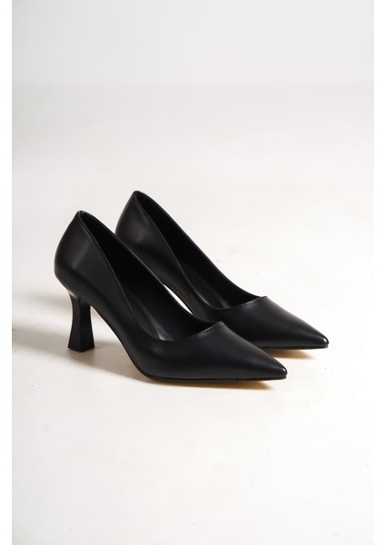 Kadın Stiletto Ayakkabı Siyah Renk TR003Y11A