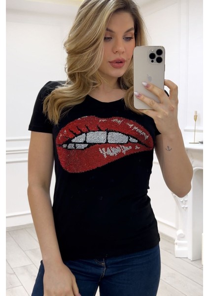 Dudak Crystal Taşlı Bisiklet Yaka Pamuk Siyah Kadın T-Shirt fiyatları